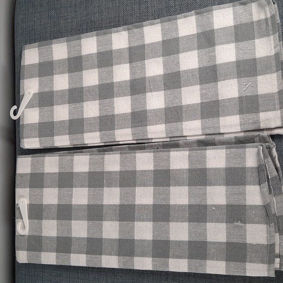 Buffalo Plaid Check Woven Gray White Cotton Kitchen Dish Towel Two Piece Set - Picture 2 of 4